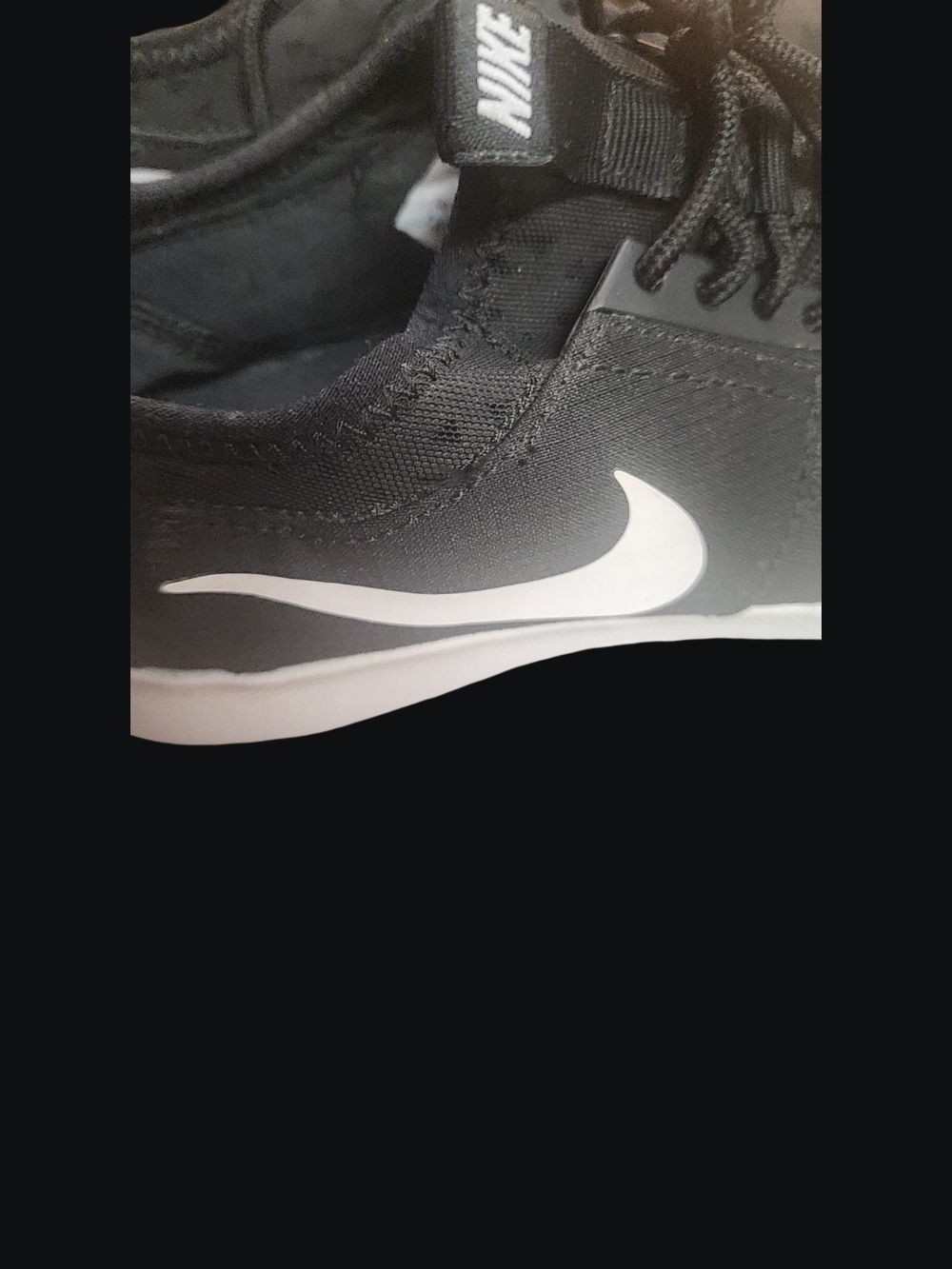 Nike Black and White Running Sneakers - Picture 9 of 9